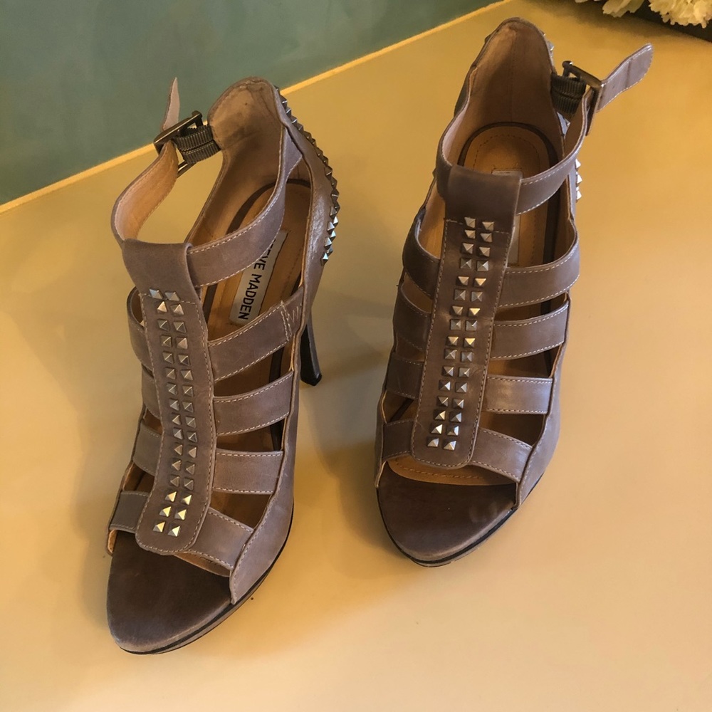 Open toe studded heels - Picture 5 of 6